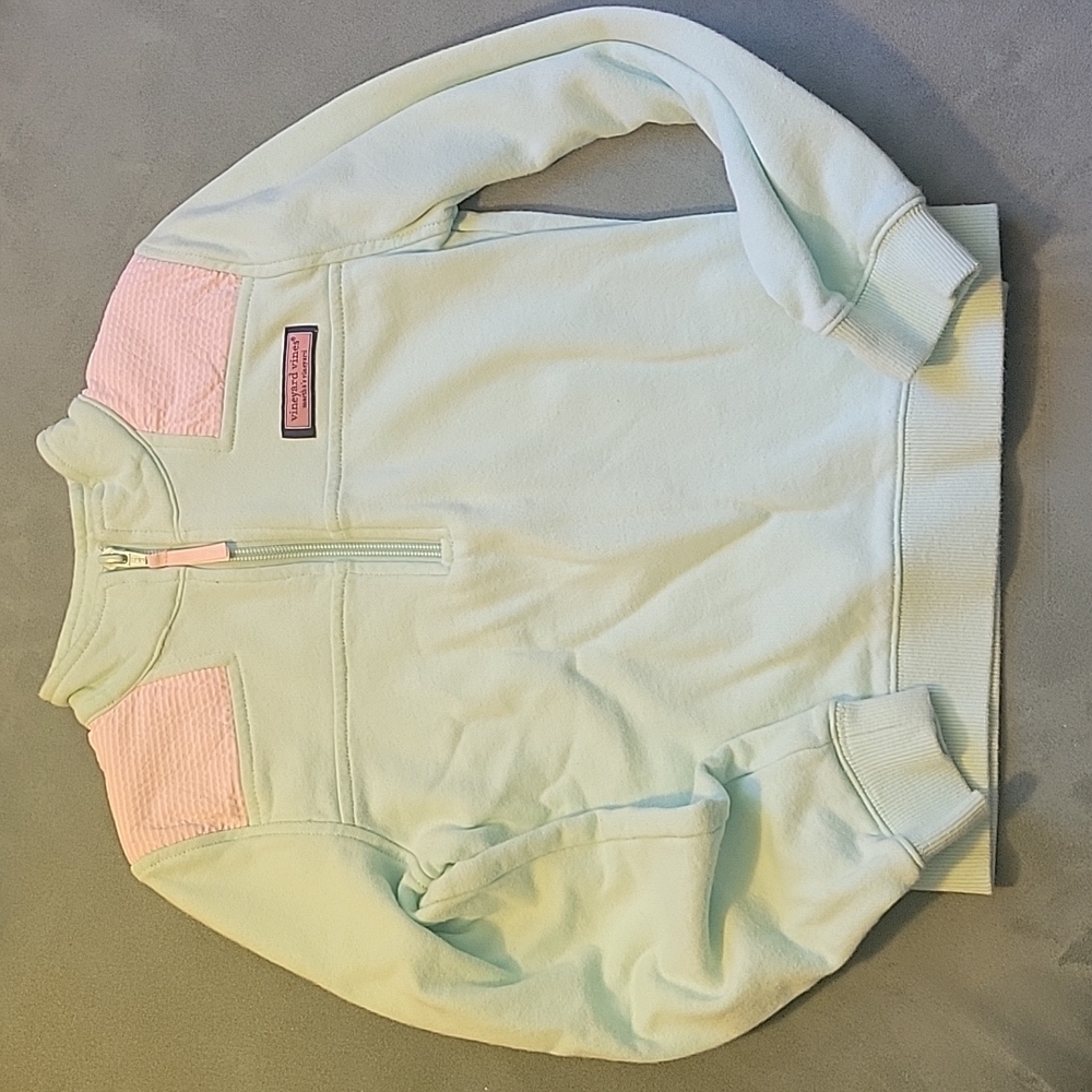 EUC Vineyard Vines Seersucker Shoulder Shep Shirt